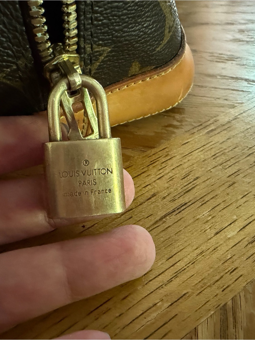 Authentic Louis Vuitton Alma PM - Picture 2 of 9